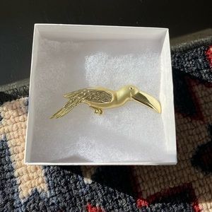 Vintage Toucan brooch